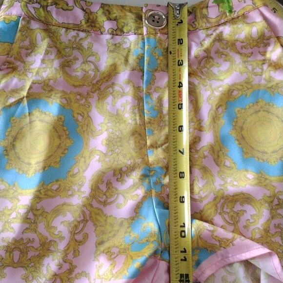 Italian Designer Style Silky Baggy Shorts Size Small Pink Yellow Baroque Italy - Picture 12 of 13